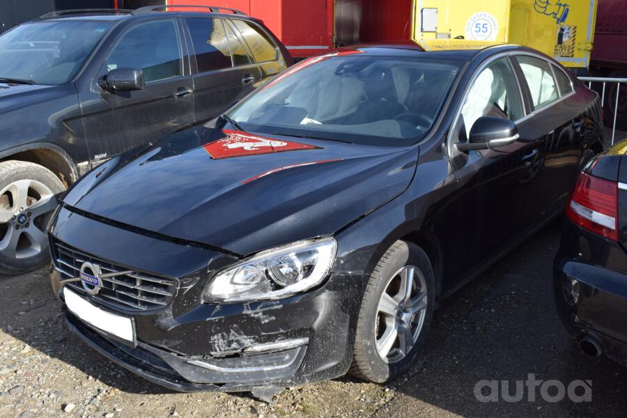 Volvo S60 2 generation [restyling] Sedan 4-doors