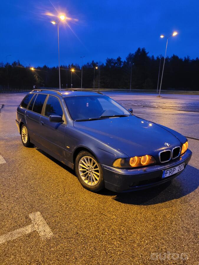 BMW 5 Series E39 Touring wagon