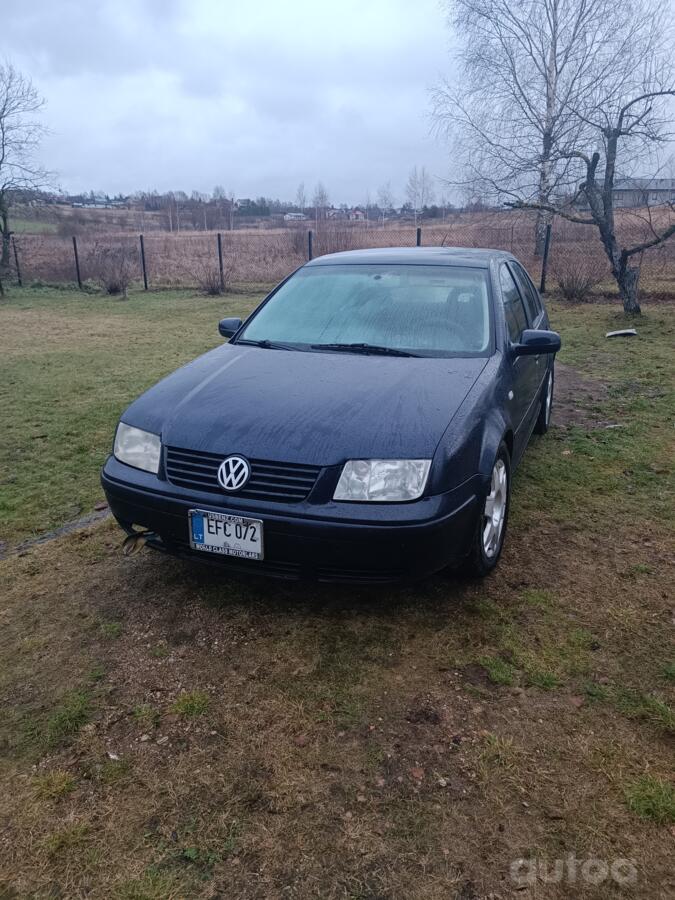 Volkswagen Jetta 4 generation Sedan