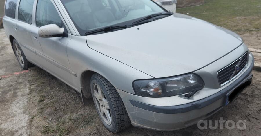 Volvo V70 2 generation R wagon 5-doors