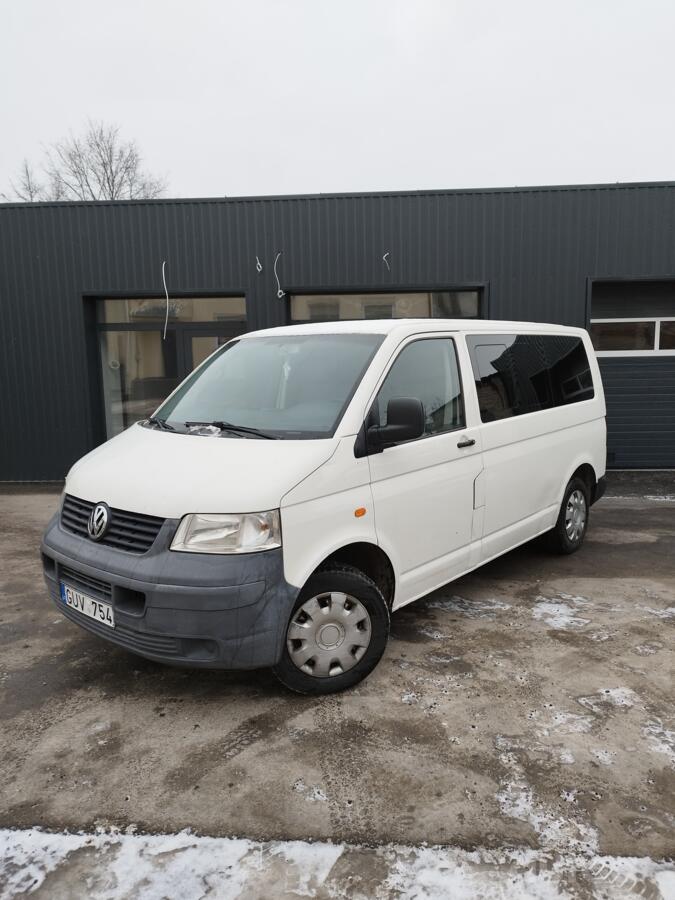 Volkswagen Transporter T5 Minivan 4-doors
