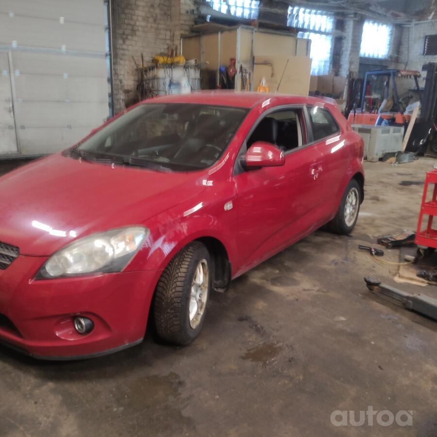 Kia Cee'd 1 generation Hatchback 5-doors