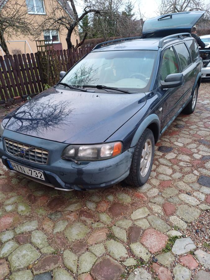 Volvo XC70 2 generation wagon