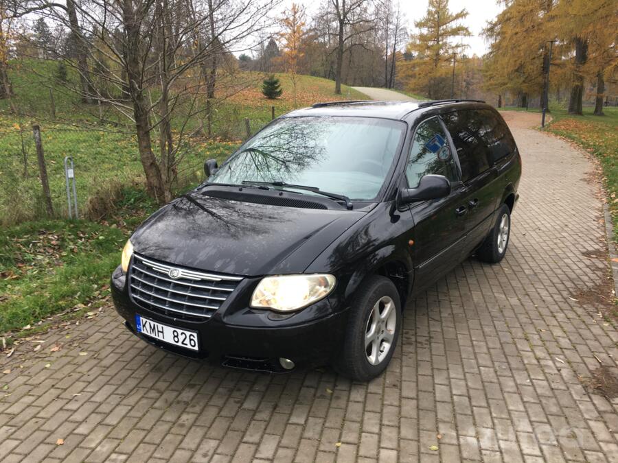 Chrysler Voyager 4 generation [restyling] Minivan Grand