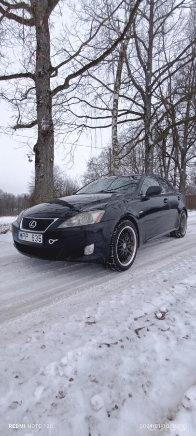 Lexus IS XE10 Sedan
