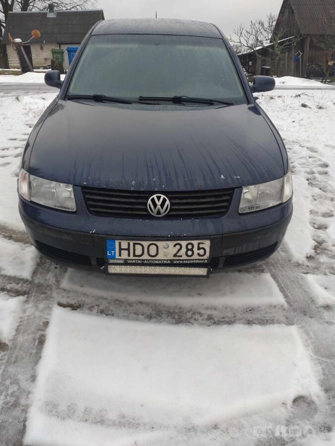 Volkswagen Passat B5 Sedan 4-doors