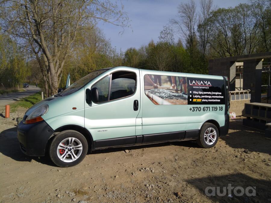 Renault Trafic 2 generation Minivan