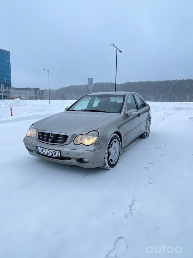Mercedes-Benz C-Class W203/S203/CL203 Sedan