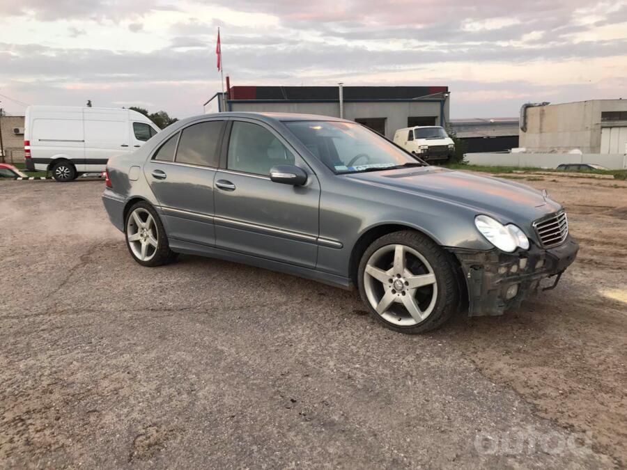 Mercedes-Benz C-Class W203/S203/CL203 [restyling] Sedan 4-doors