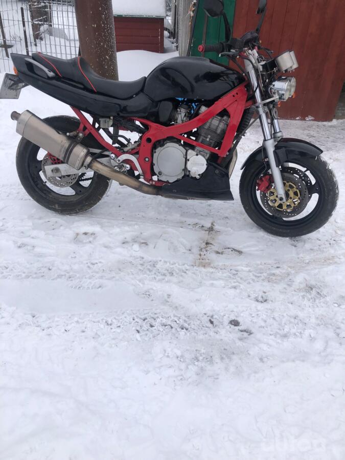 Suzuki GSX