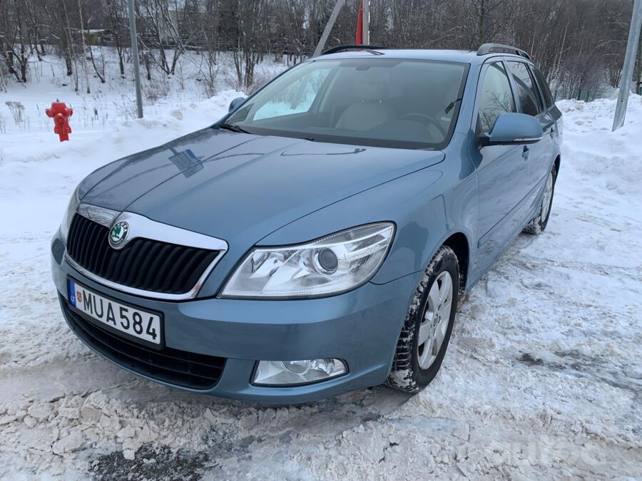 Skoda Octavia 2 generation [restyling] Combi wagon 5-doors