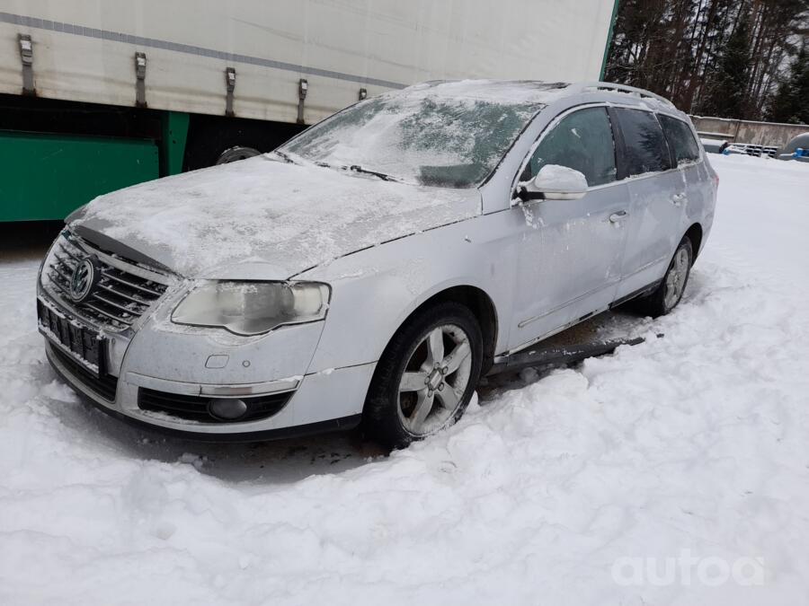 Volkswagen Passat B6 wagon 5-doors