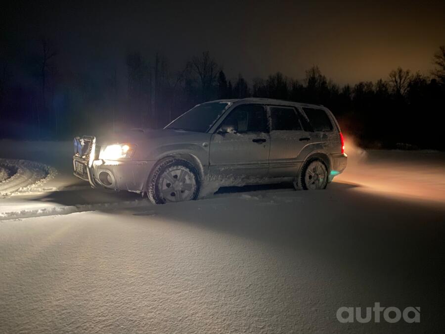 Subaru Forester 2 generation Cross Sports crossover 5-doors