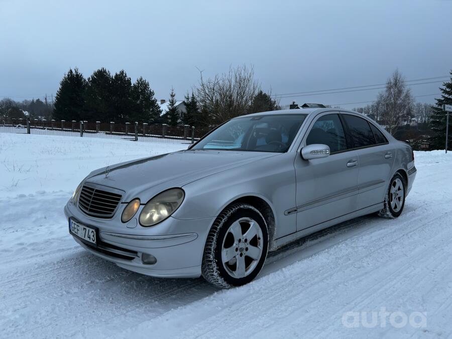 Mercedes-Benz E-Class W211 Sedan