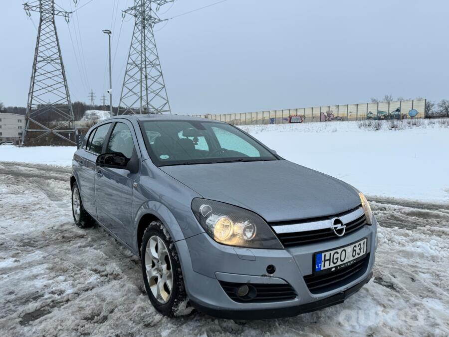 Opel Astra H Hatchback