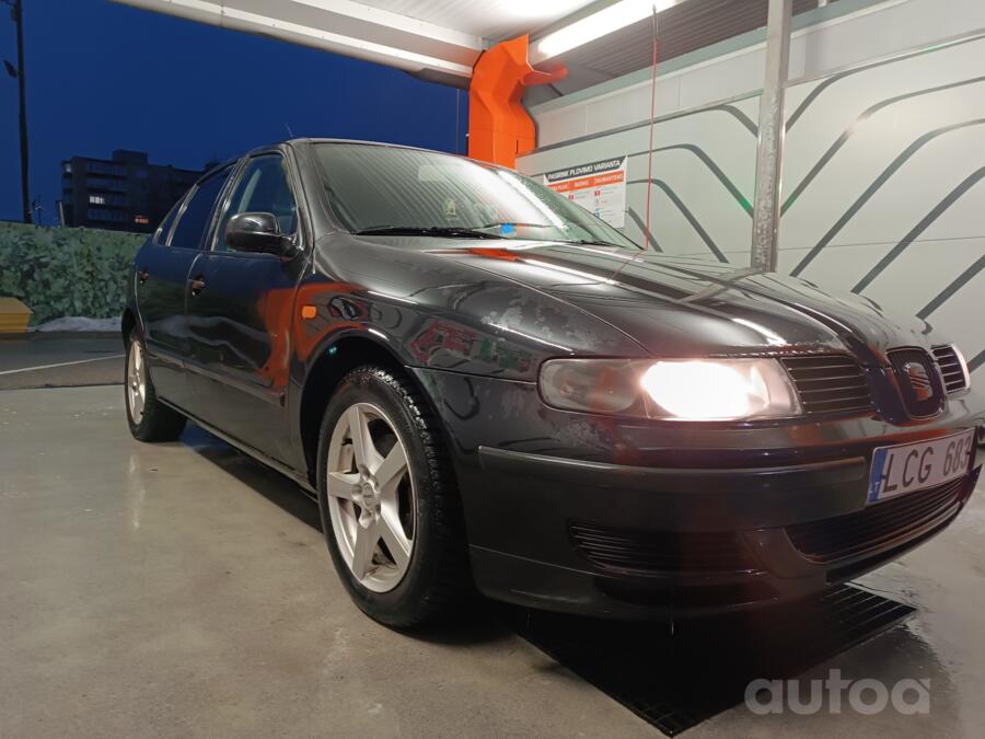 SEAT Leon 1 generation Hatchback