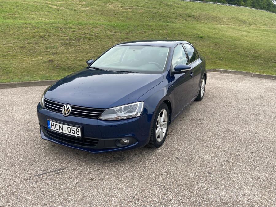 Volkswagen Jetta 6 generation Sedan
