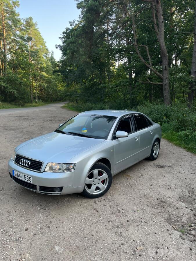 Audi A4 B6 Sedan