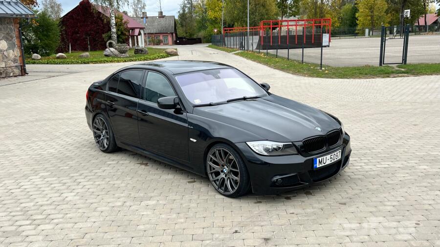 BMW 3 Series E90/E91/E92/E93 Sedan