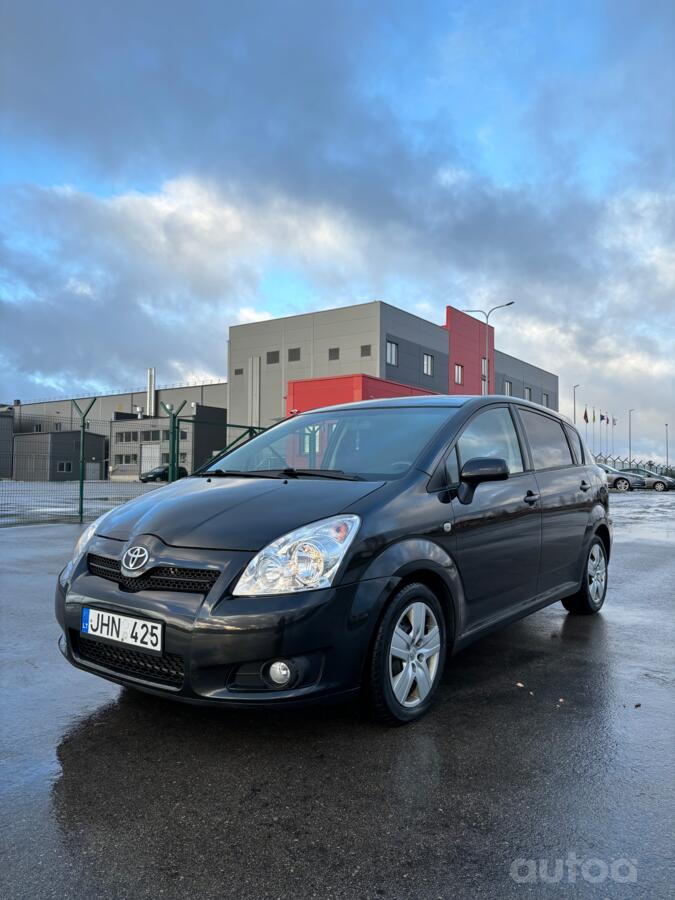 Toyota Corolla Verso 1 generation [restyling] Minivan