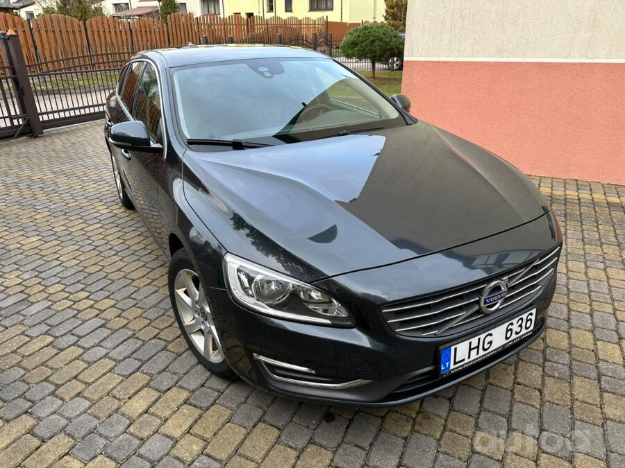 Volvo V60 1 generation [restyling] wagon 5-doors