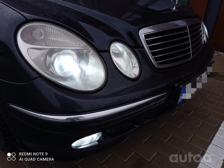 Mercedes-Benz E-Class W211 Sedan