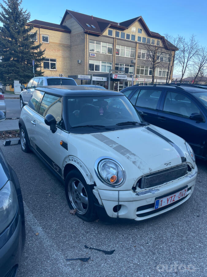 Mini Cooper R56 Hatchback
