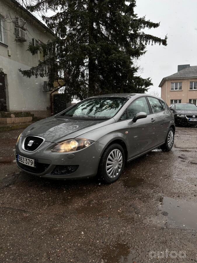 SEAT Leon 2 generation Hatchback 5-doors