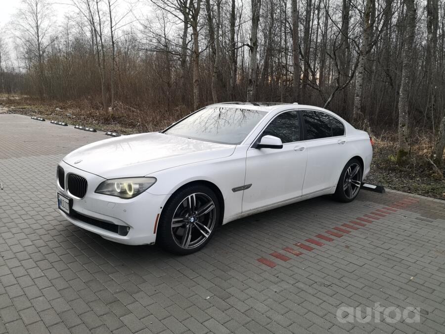 BMW 7 Series F01/F02 Sedan