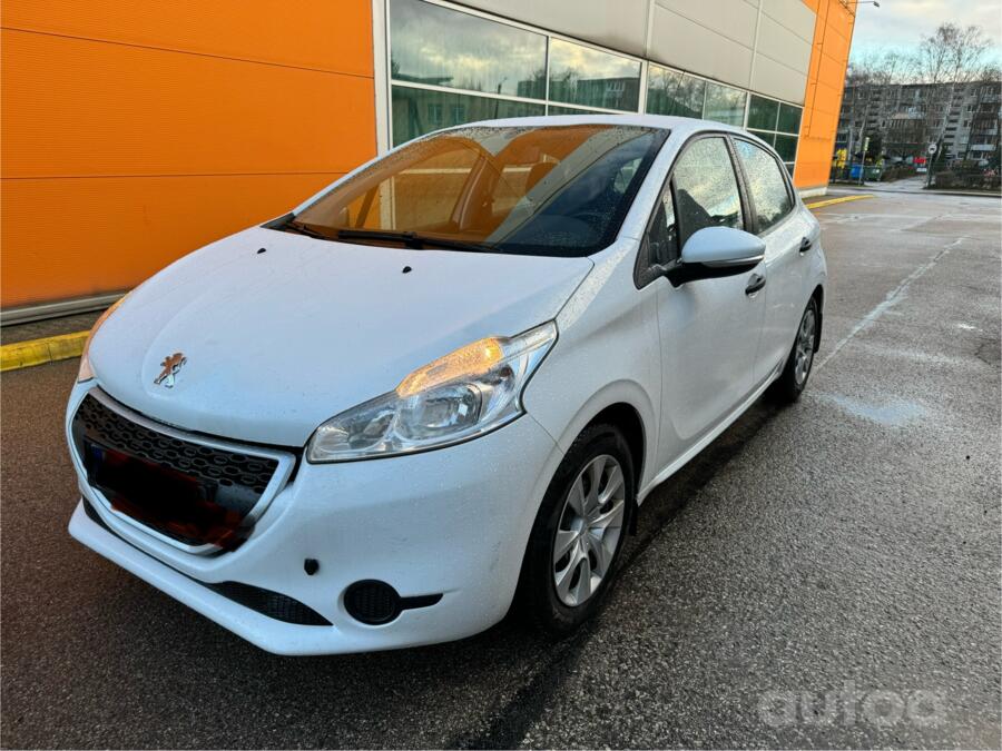 Peugeot 208 1 generation Hatchback 5-doors