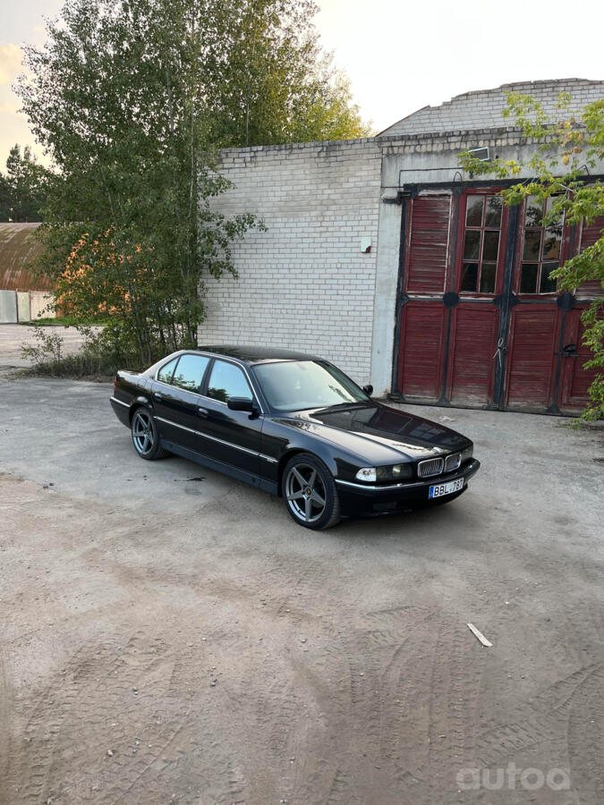 BMW 7 Series E38 Sedan
