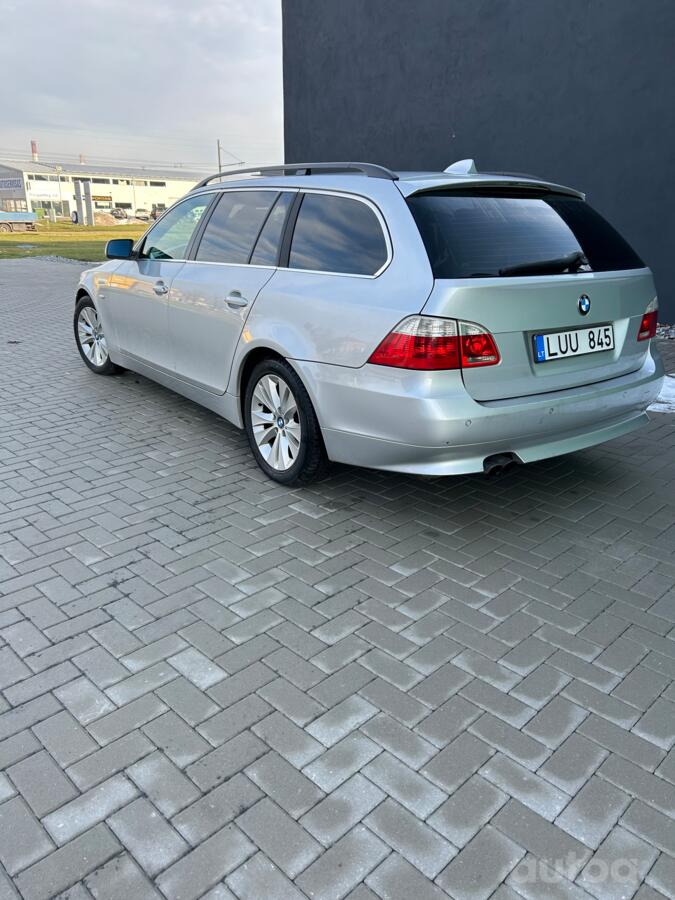 BMW 5 Series E60/E61 Touring wagon