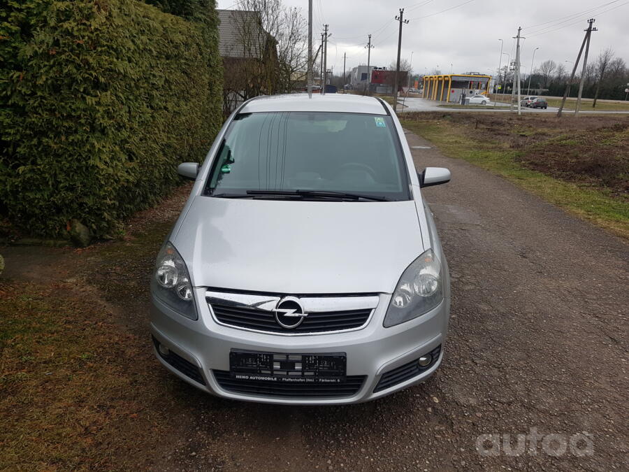 Opel Zafira B Minivan 5-doors