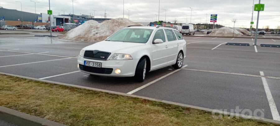 Skoda Octavia 2 generation Combi RS wagon 5-doors