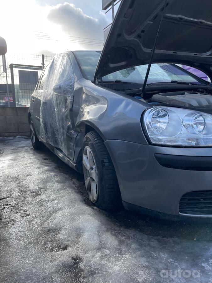 Volkswagen Golf 5 generation Hatchback 5-doors