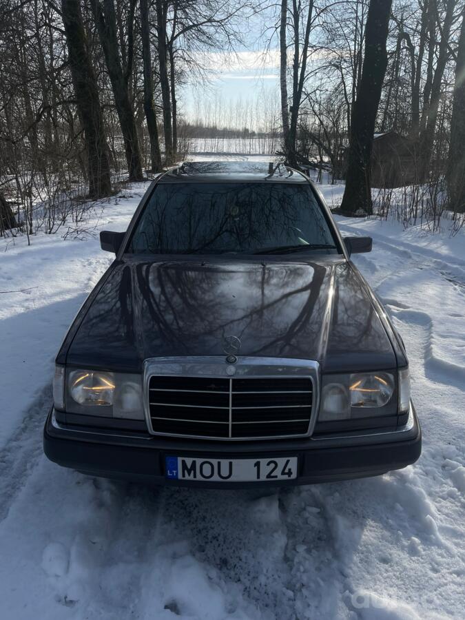 Mercedes-Benz W124 1 generation