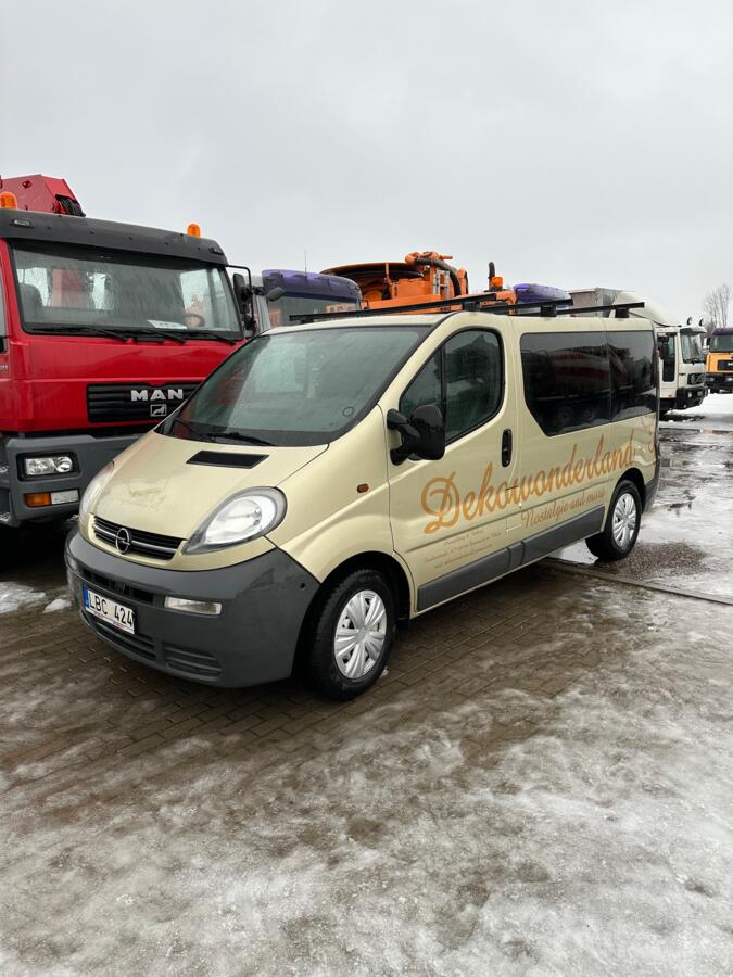 Opel Vivaro A Minivan