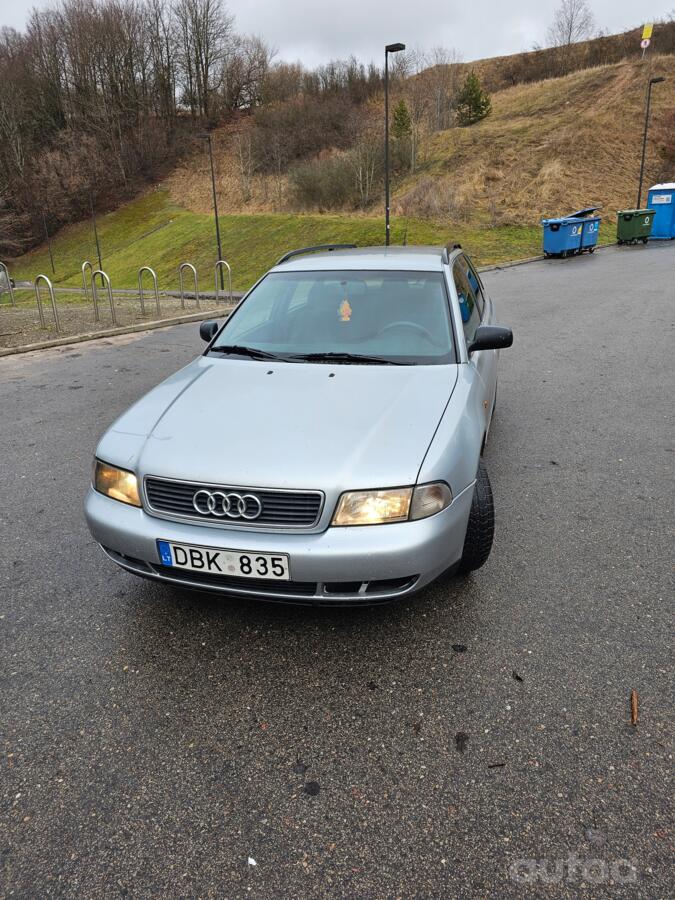 Audi A4 B5 Avant wagon 5-doors
