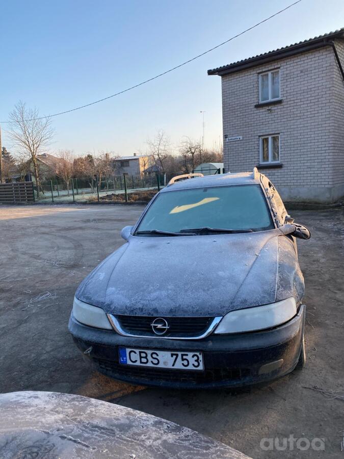 Opel Vectra B wagon 5-doors
