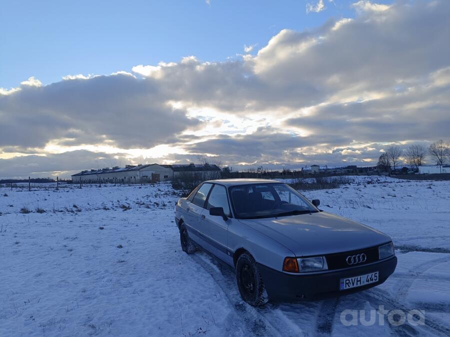 Audi 80 B2 Sedan