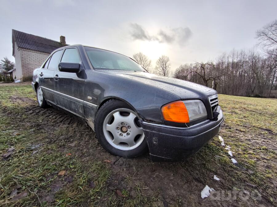 Mercedes-Benz C-Class W202/S202 Sedan