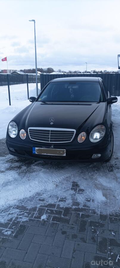 Mercedes-Benz E-Class W211 Sedan
