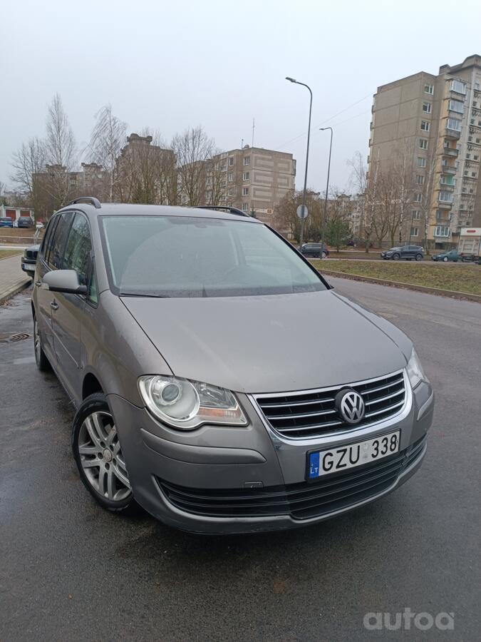 Volkswagen Touran 1 generation [restyling] Minivan 5-doors