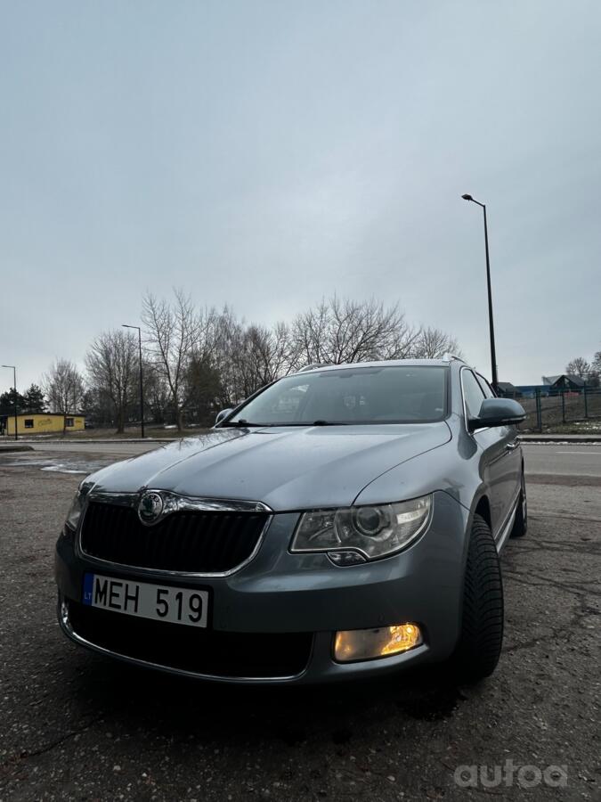 Skoda Superb 2 generation Combi wagon