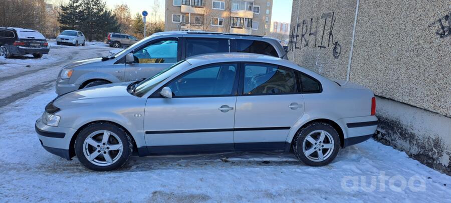 Volkswagen Passat B5 Sedan 4-doors