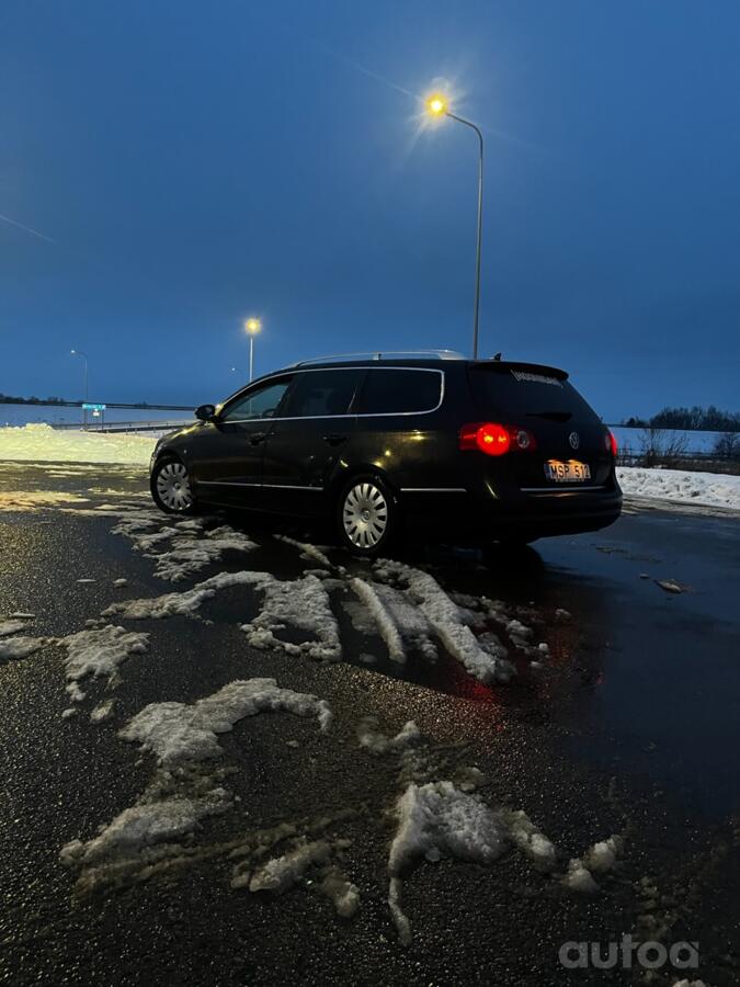 Volkswagen Passat B6 wagon 5-doors