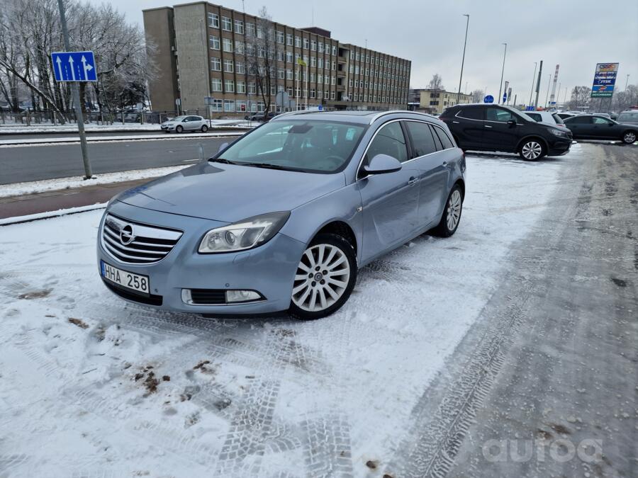 Opel Insignia A Sports Tourer wagon 5-doors