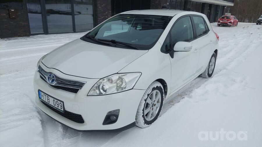Toyota Auris 1 generation [restyling] Hybrid hatchback 5-doors
