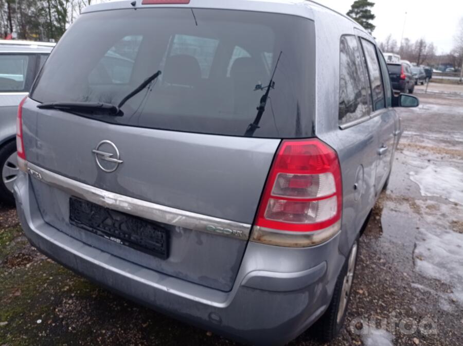 Opel Zafira B Minivan 5-doors