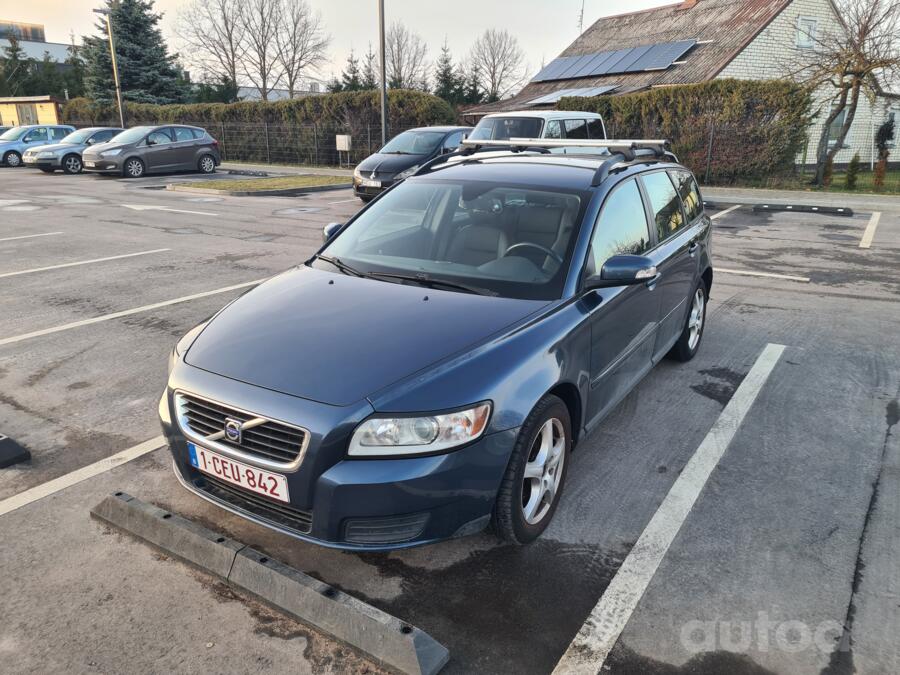 Volvo V50 1 generation [restyling]